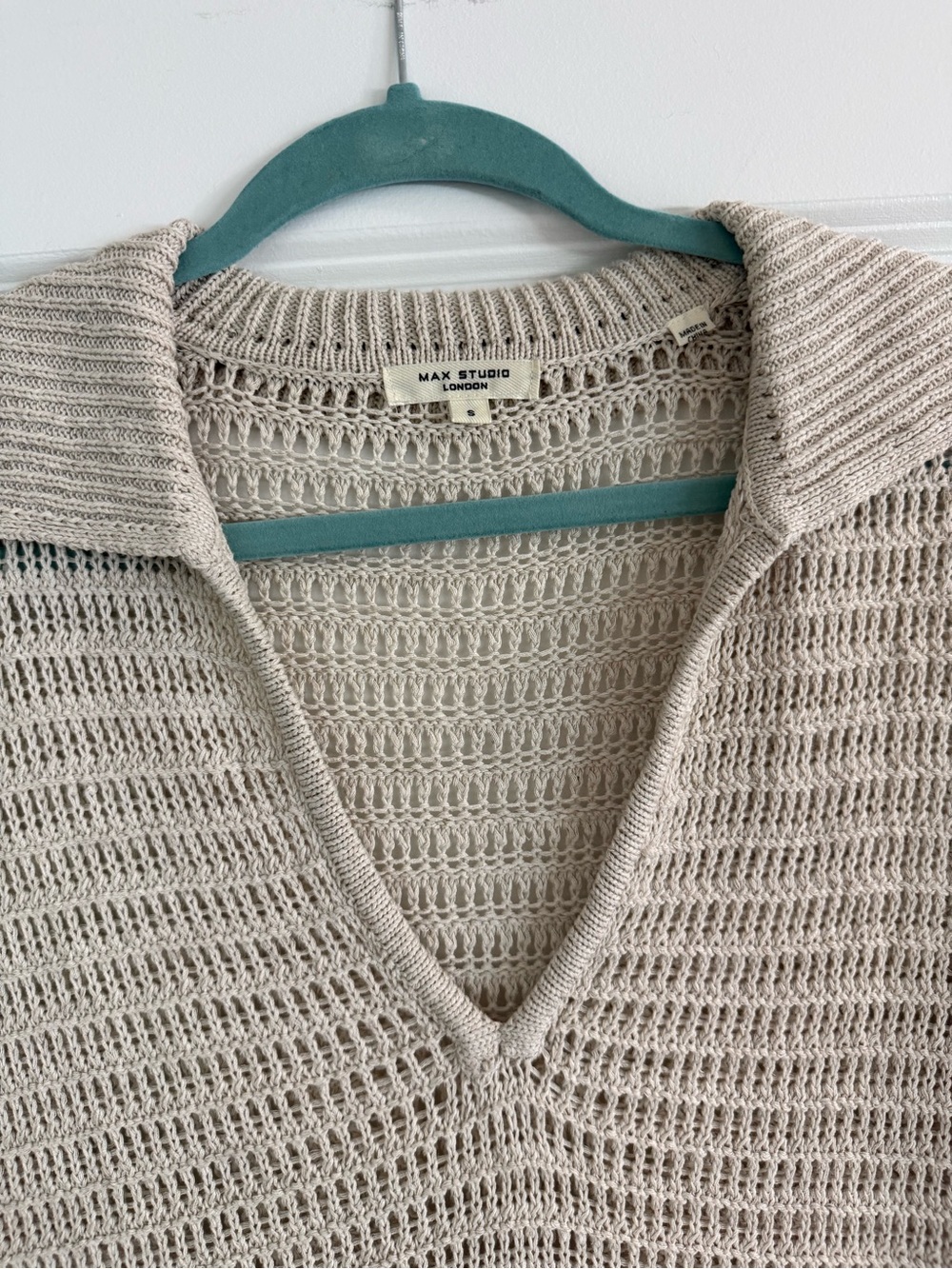 Max Studio Beige Open-Knit V-Neck Sweater